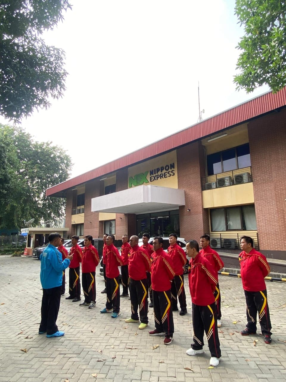 Apel kesiapan personel BS78 dengan seragam lengkap